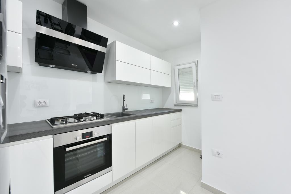 Apartman Kresan Sukosan Luaran gambar